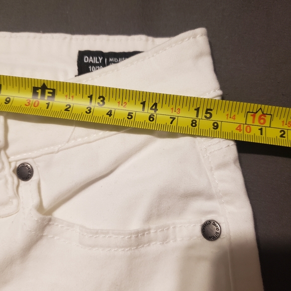 Buffalo David Bitton white jeans size 10/30 - Picture 5 of 8